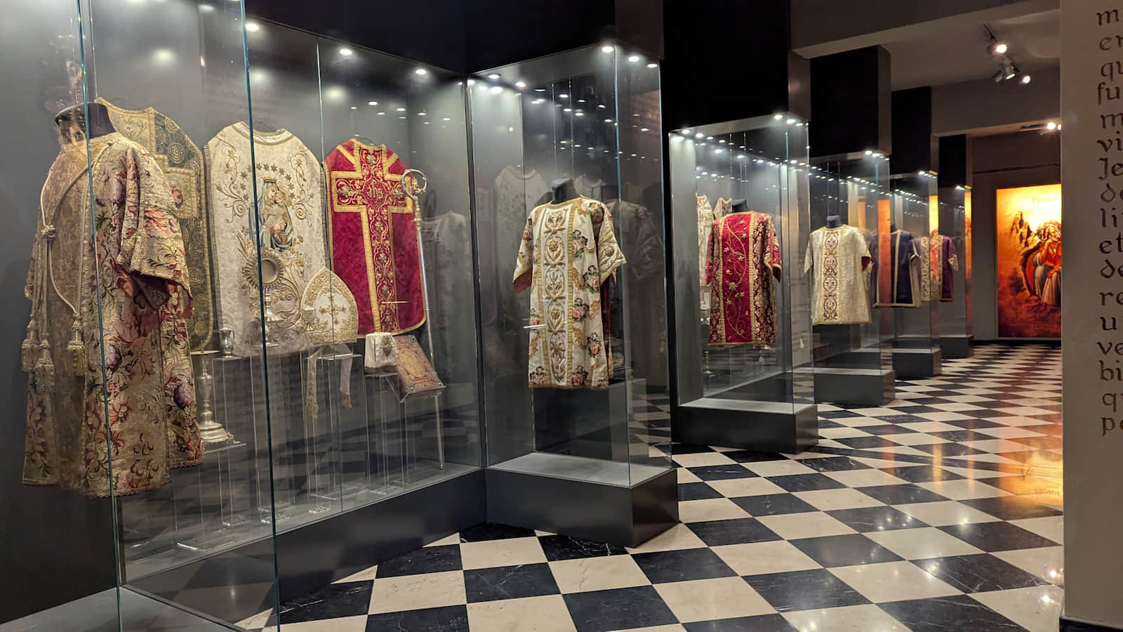 Muzeum Karmelitańskie, klasztor karmelitów bosych w Czernej