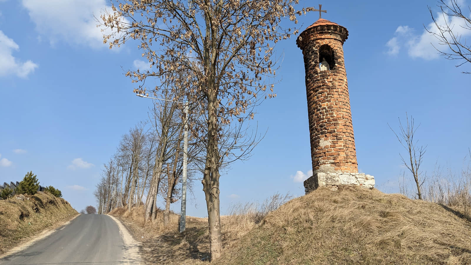 Kapliczka słupowa w Imbramowicach, fot. Marta Mleczko