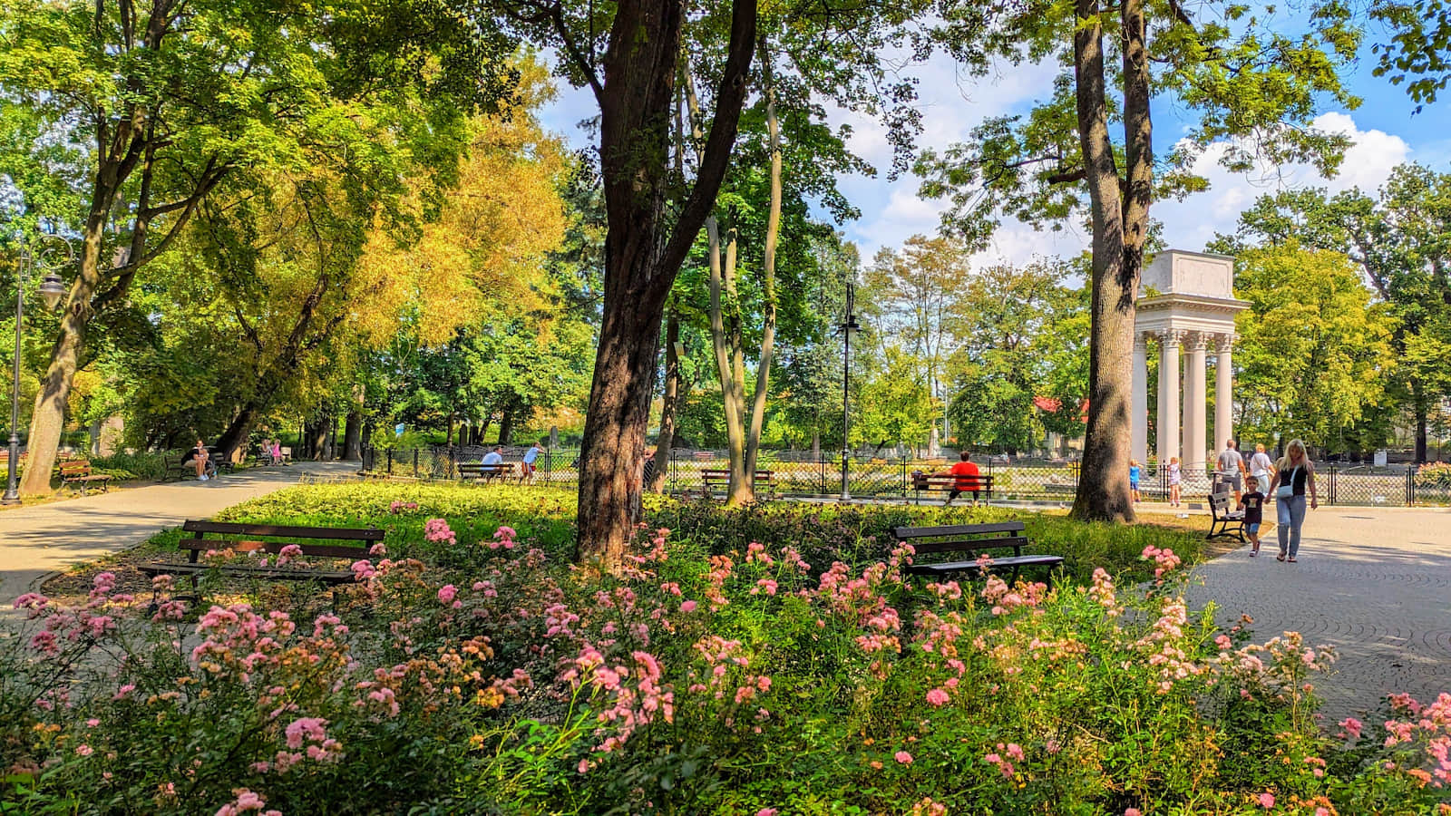 Park Strzelecki i Mauzoleum Bema