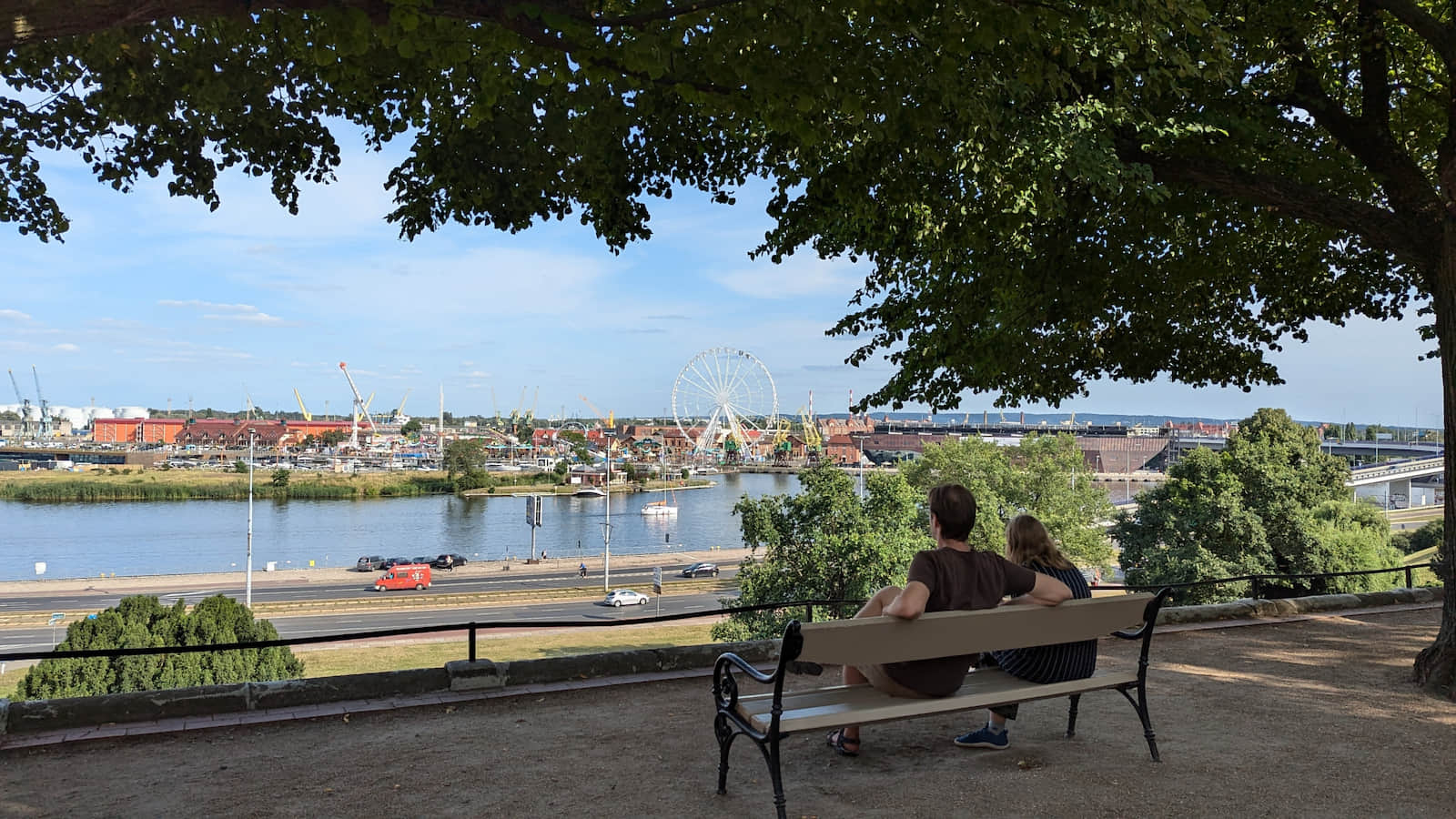 Wały Chrobrego - widok na wyspę Łasztownia