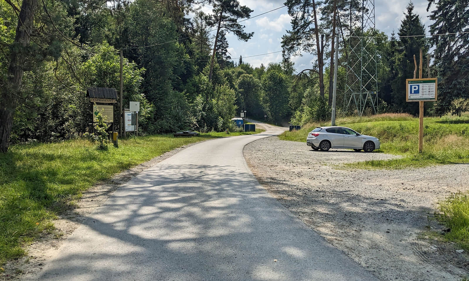 Ścieżka edukacyjna Uroczysko Krzywoń - parking na granicy lasu