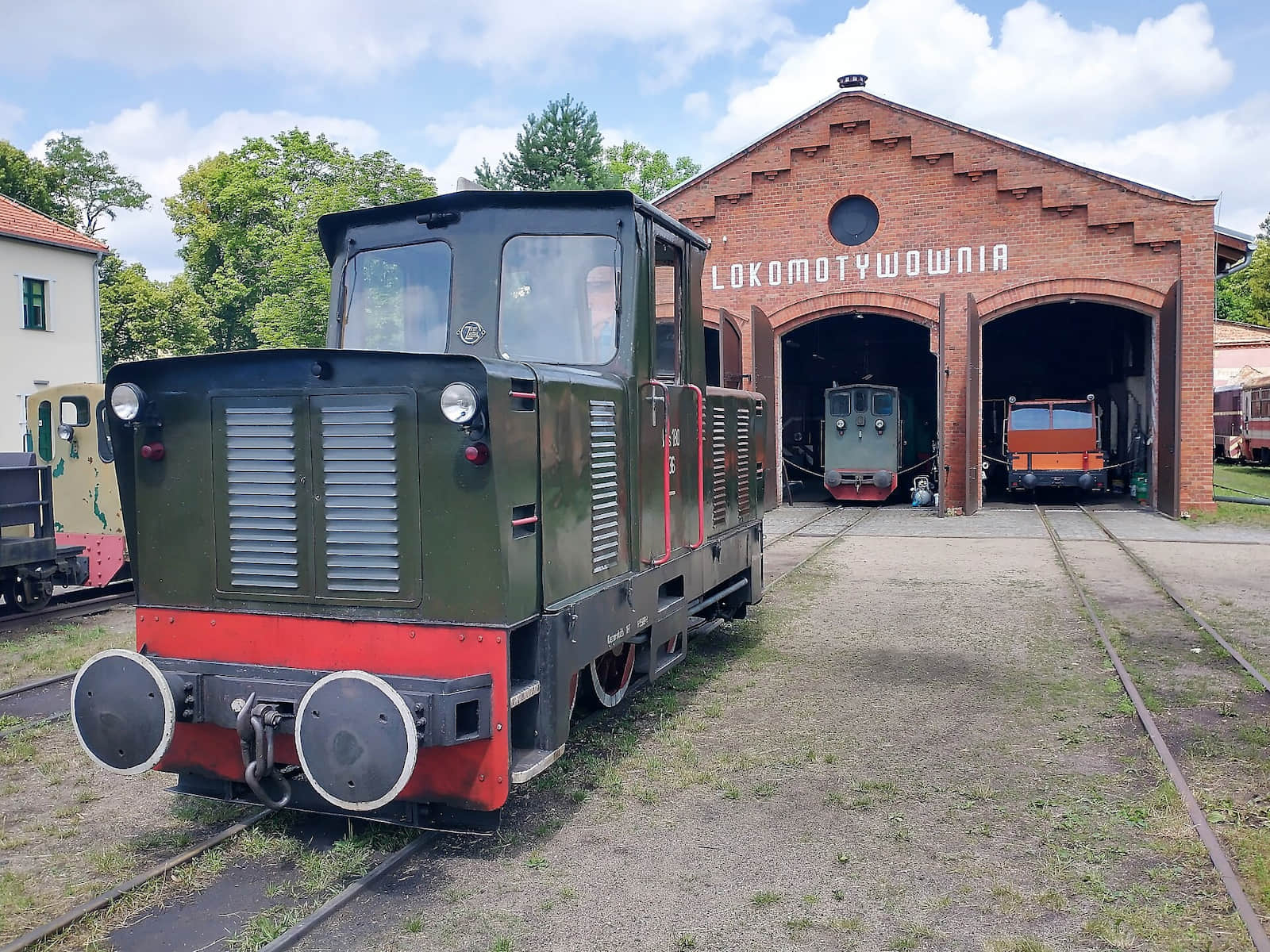 Kolej Wąskotorowa w Rudach - lokomotywownia
