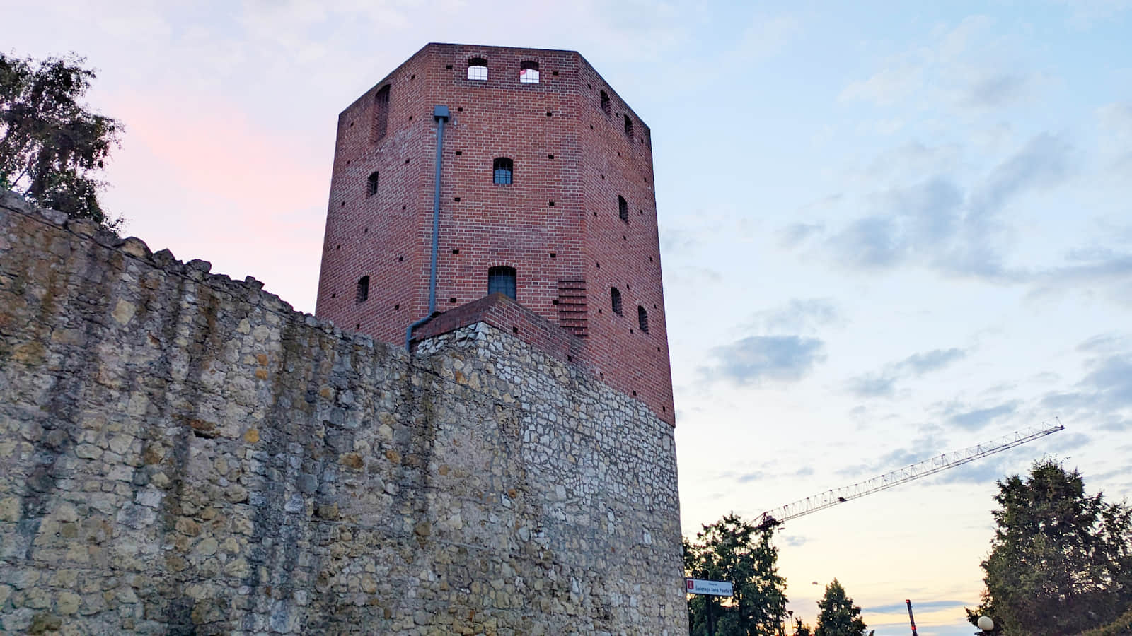 Baszta Męczarnia, Wielun