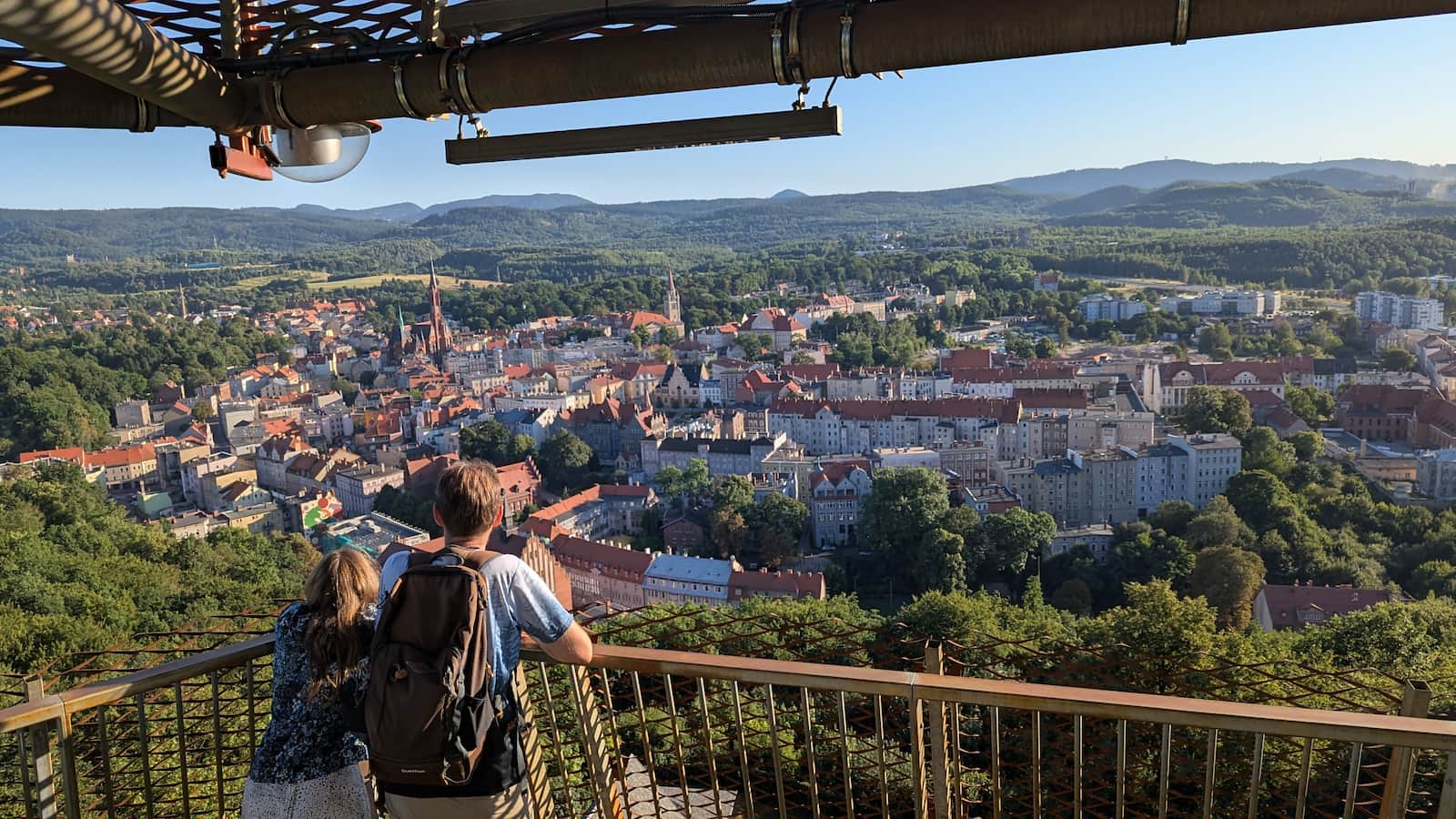 Widok z wieży na Wałbrzych