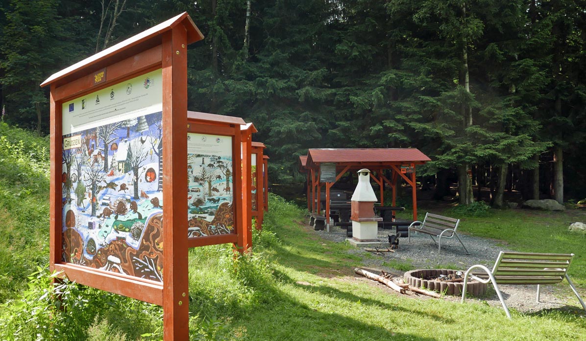 Krucze Skały - polana piknikowa