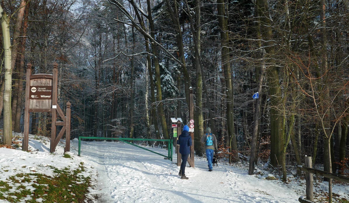 Czajowice - wejście do Ojcowskiego Parku Narodowego