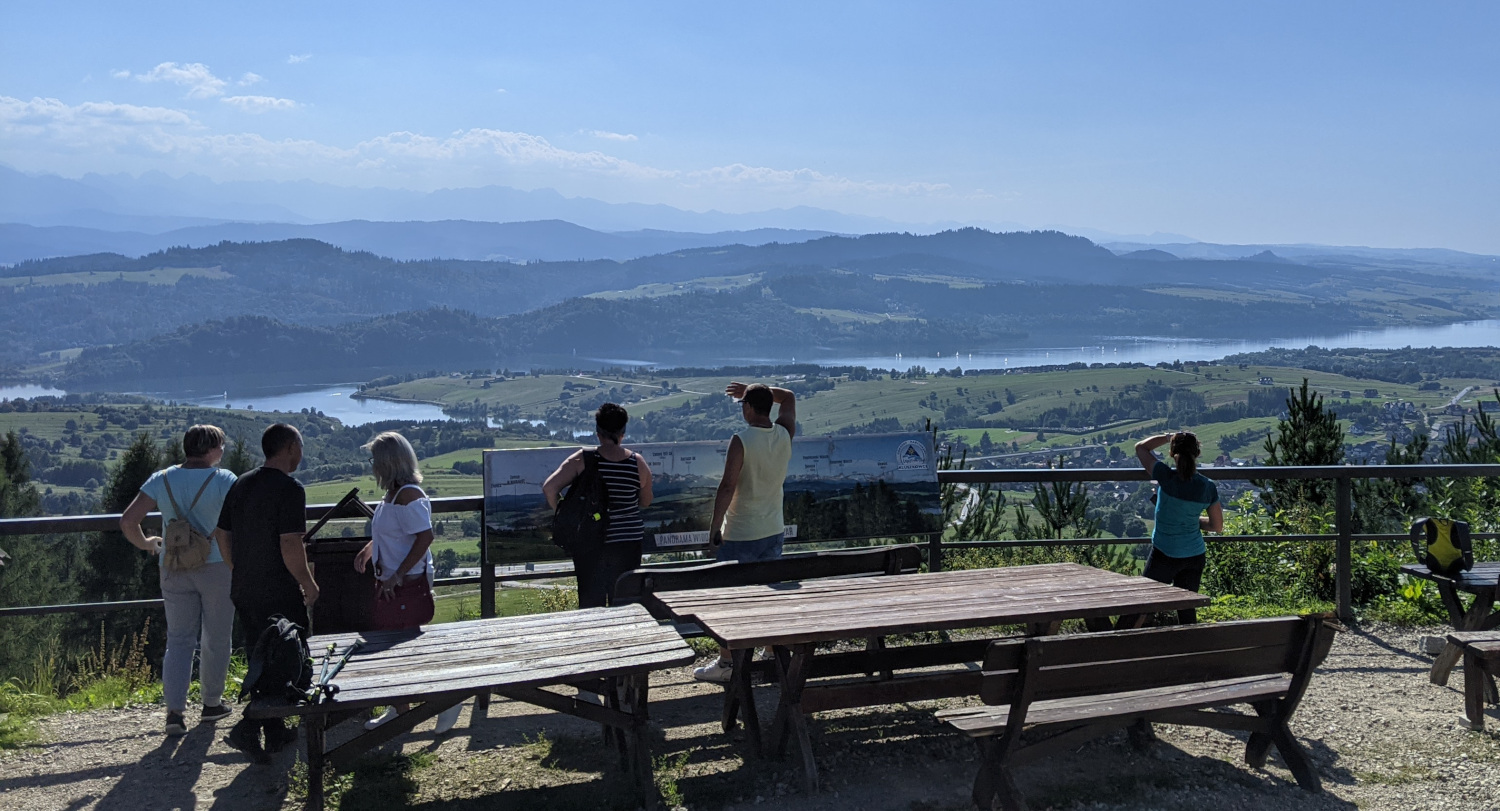 Góra Wdżar - viewing terrace, view of Lake Czorsztyn and the Tatra Mountains