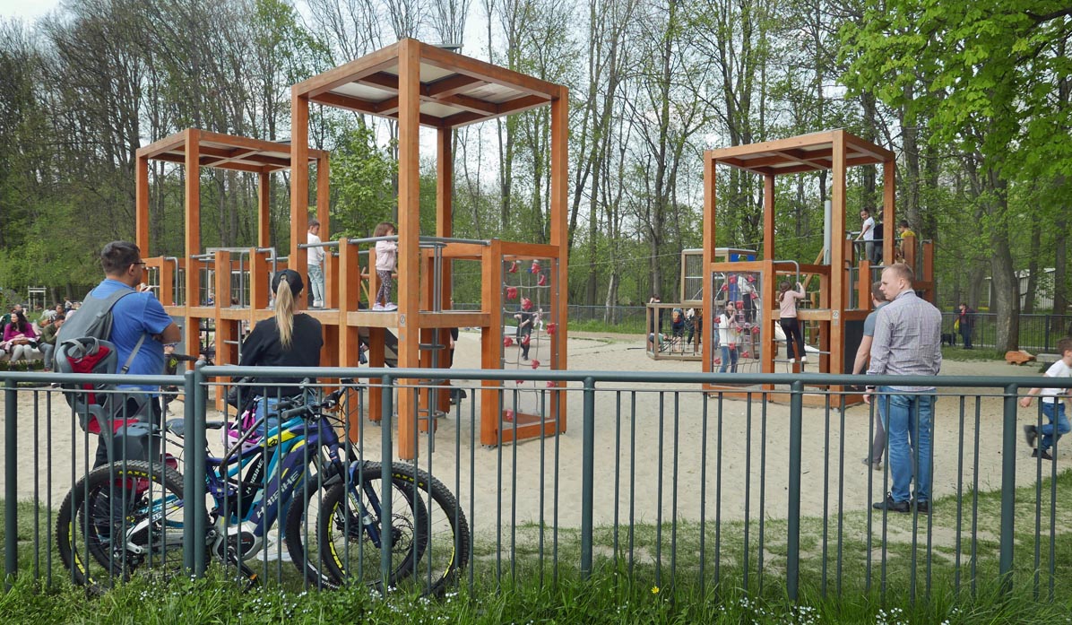 Park by the Nowa Huta Reservoir - playground