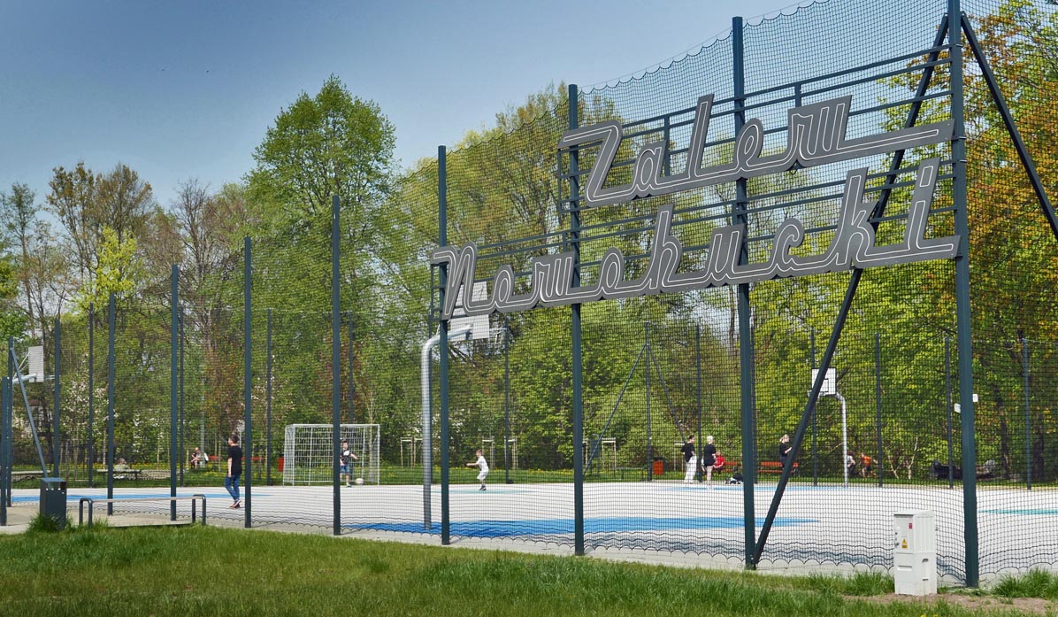 Park by the Nowa Huta Reservoir - sports fields