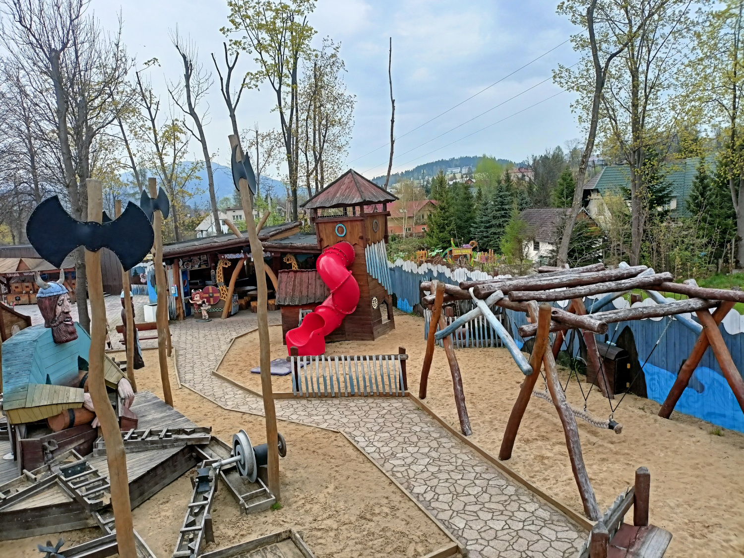 Rabkoland - rodzinny park rozrywki