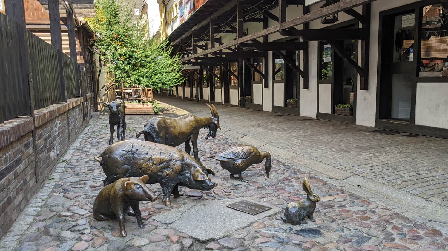 Jatki i pomnik ku czci Zwierząt Rzeźnych we Wrocławiu
