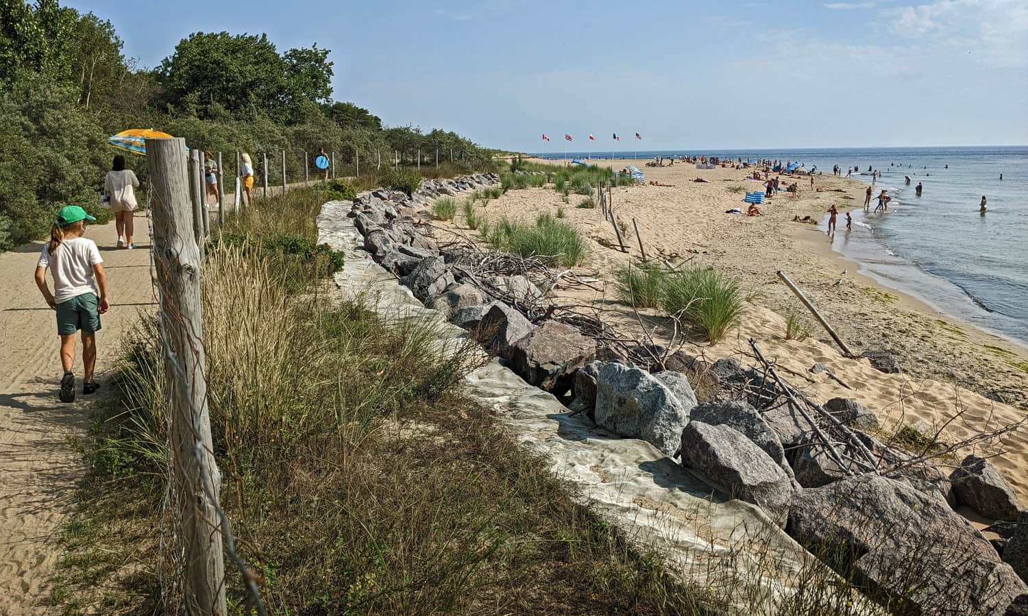 Cypel Helski - ścieżka na koniec cypla wzdłuż wybrzeża. Plaża 