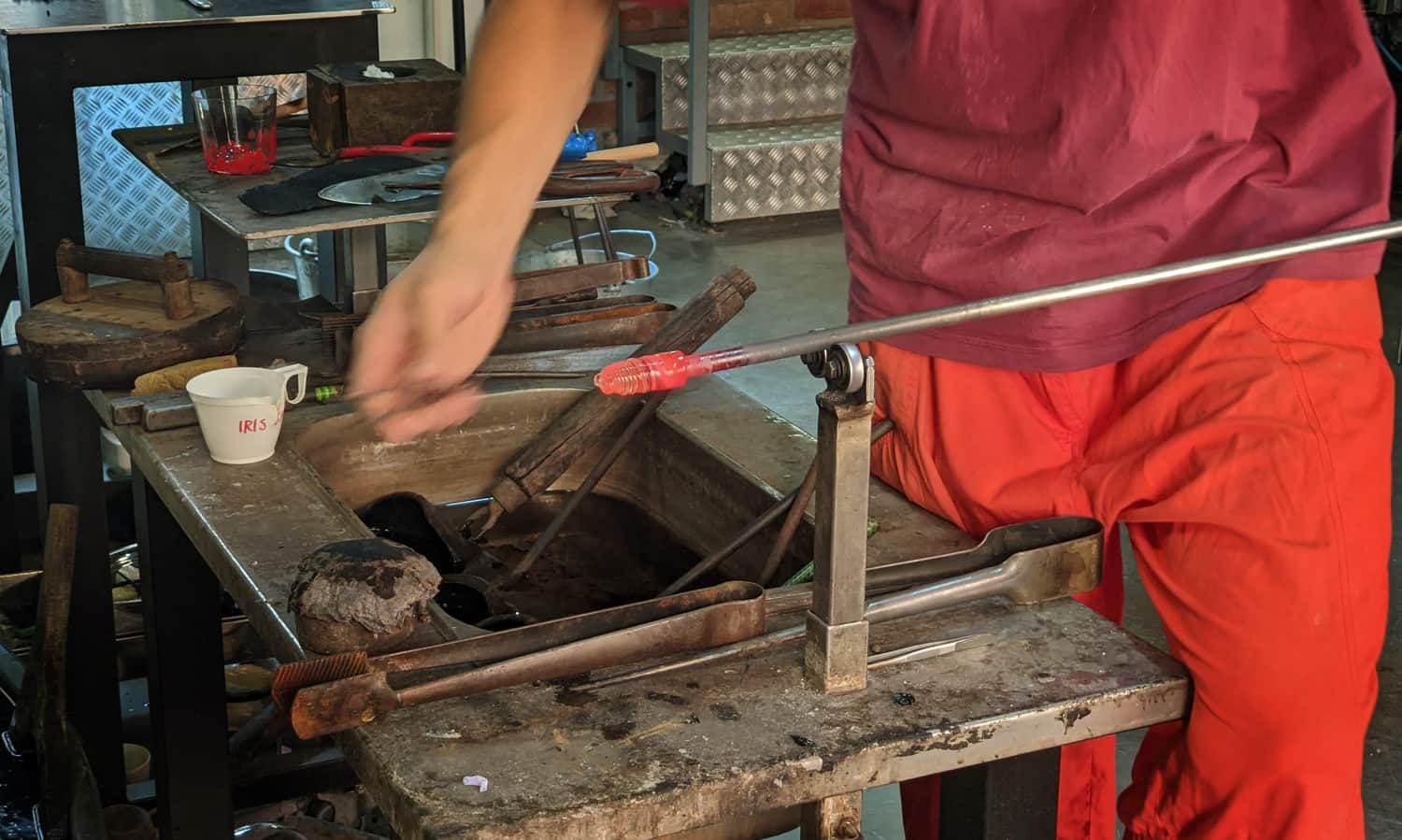 Puck Glas Glassworks, show of creating glass products