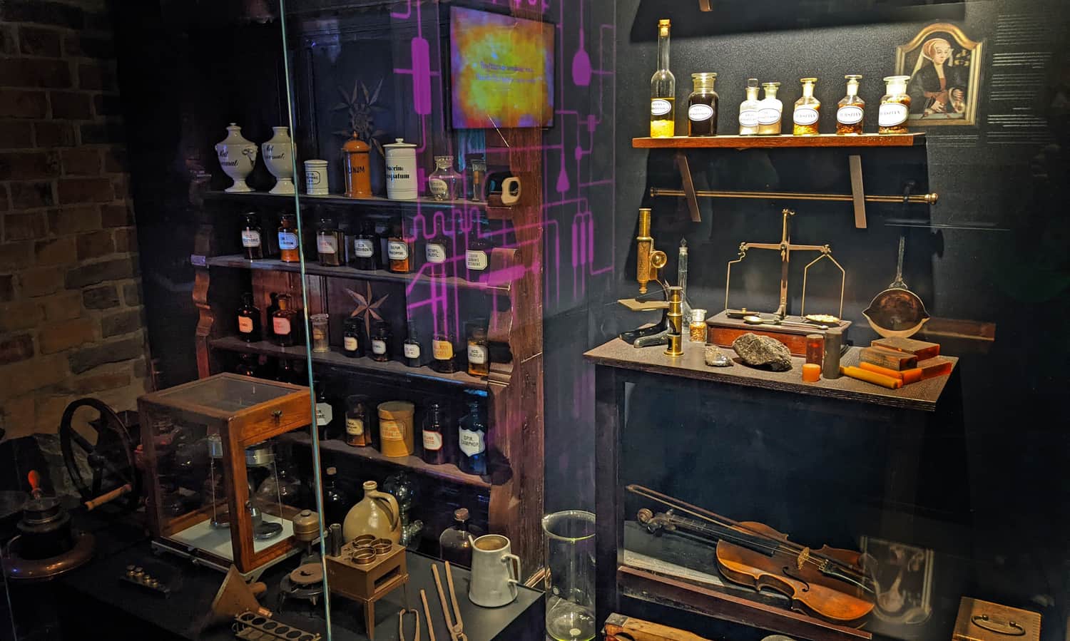 Muzeum Bursztynu w Gdańsku - bursztyn w aptece