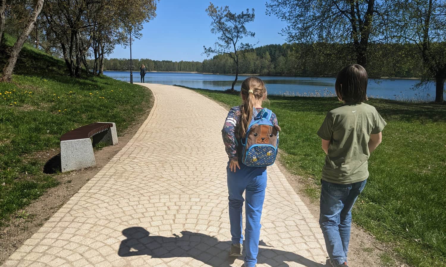 Troki: spacer wschodnim wybrzeżem półwyspu