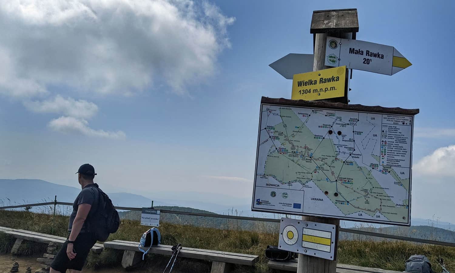 Wielka Rawka, 1304 m n.p.m. - niższy wierzchołek przy niebieskim szlaku