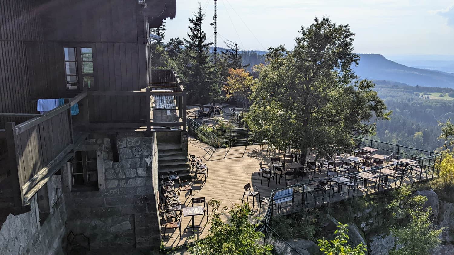 Shelter terrace