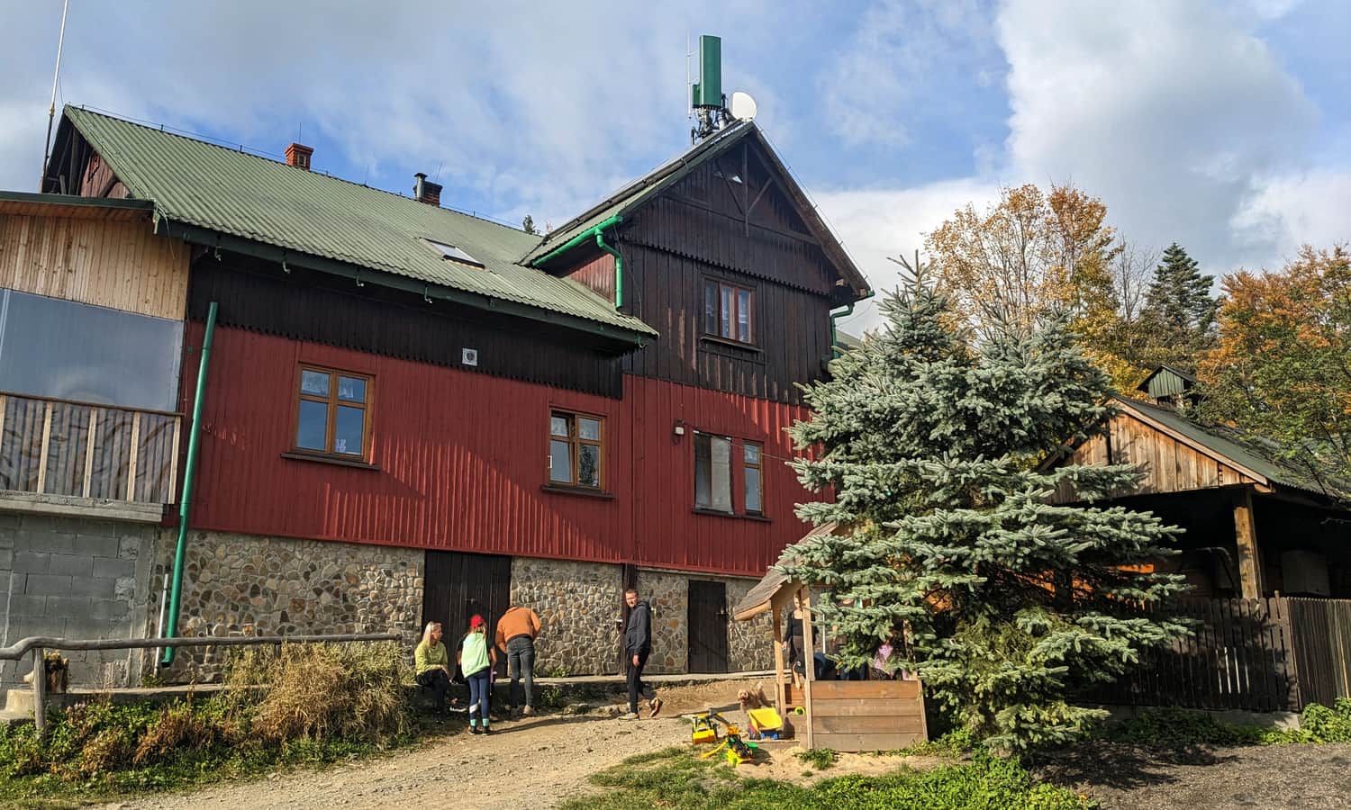 Schronisko PTTK na Leskowcu