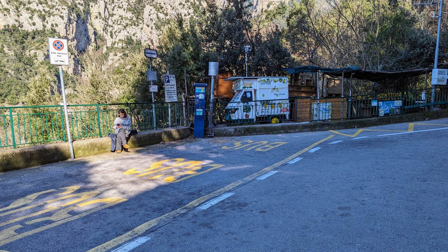Nocelle - bus stop