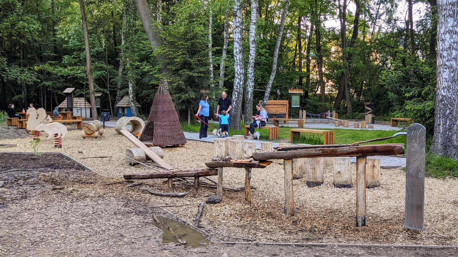 Plac zabaw przy Parku Tetmajera