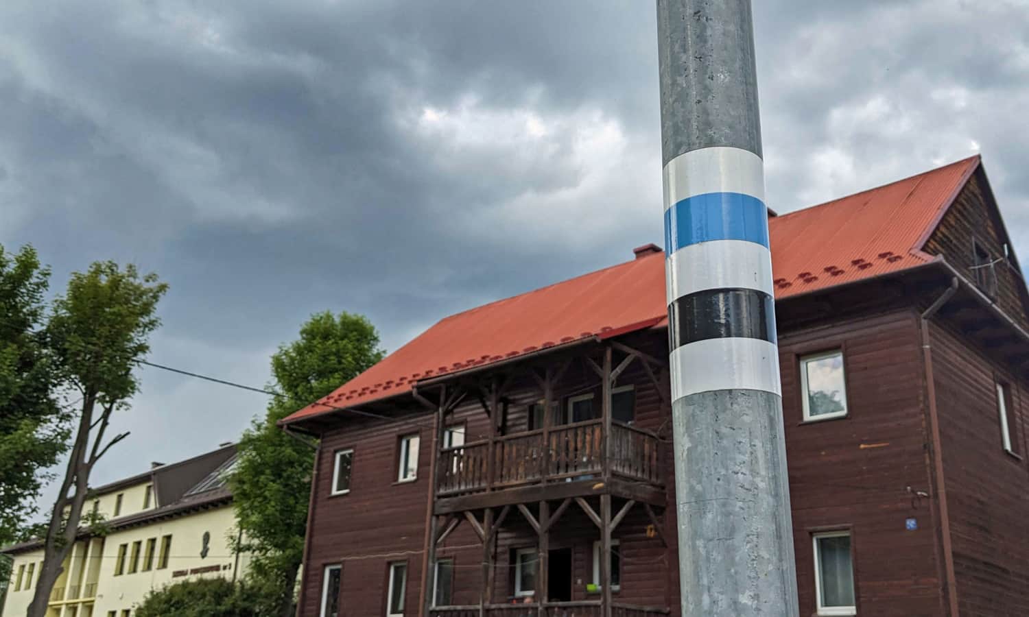 Niebieski i czarny szlak w Rabce Słone