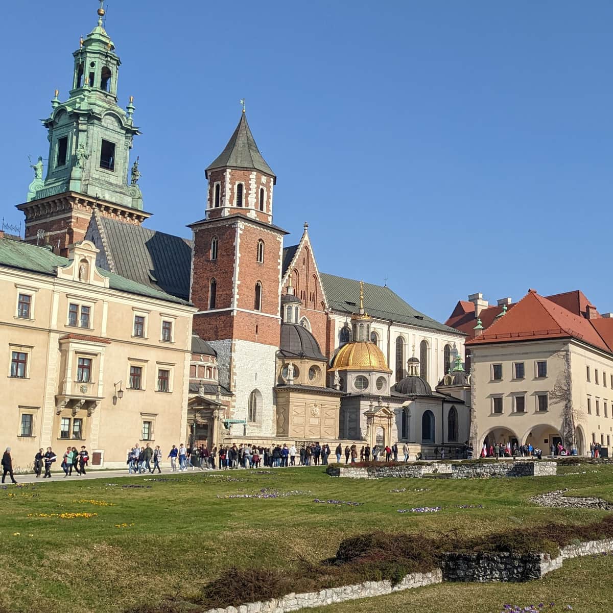 A Practical Guide to Poland for Visitors and Expats from the Americas