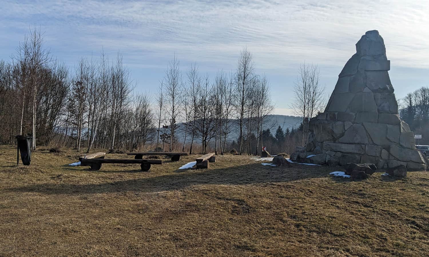 Przełęcz Sanguszki - widokowe miejsce na odpoczynek