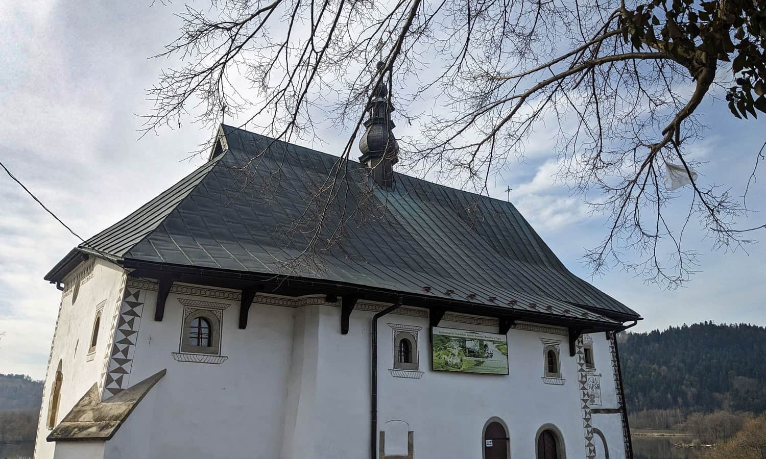 Romańska perła - kościół śś. Świerada i Benedykta w Tropiu