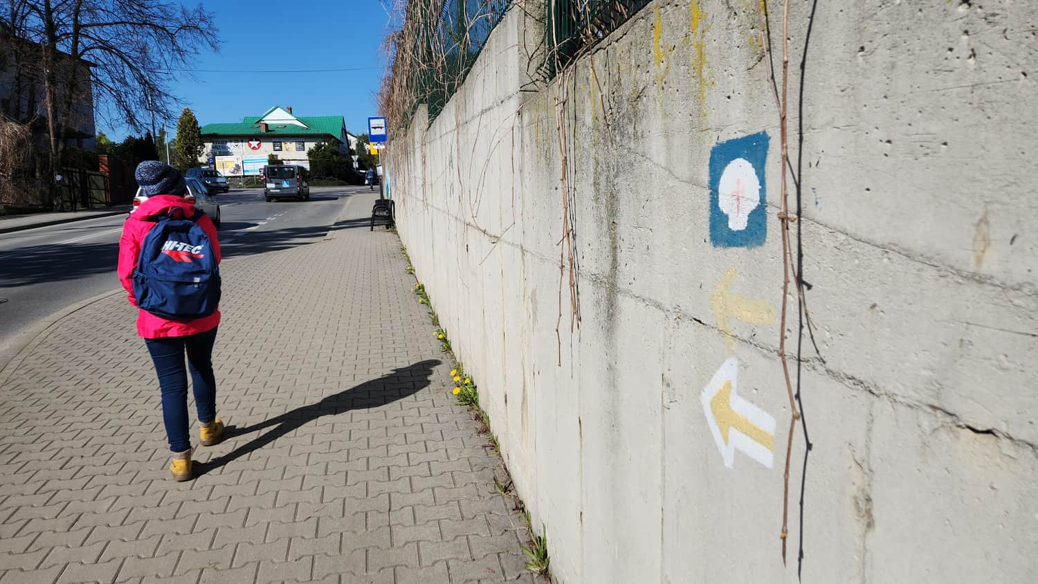 Start of the yellow trail in Myślenice