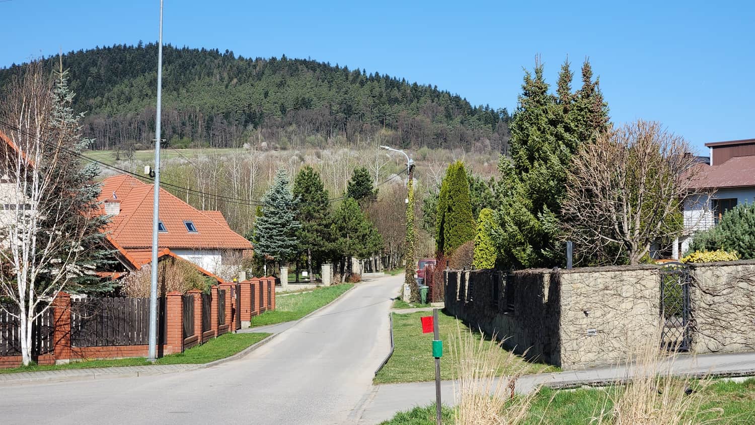 Leaving Myślenice towards the Barnasiówka Range
