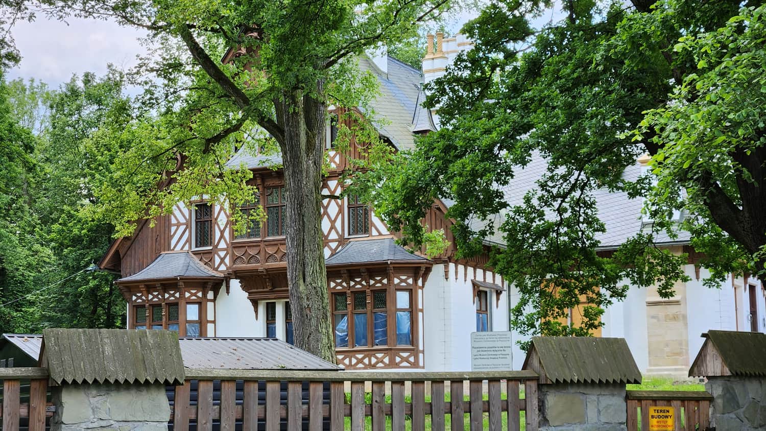 Zameczek Myśliwski Promnice, jezioro Paprocany, Tychy