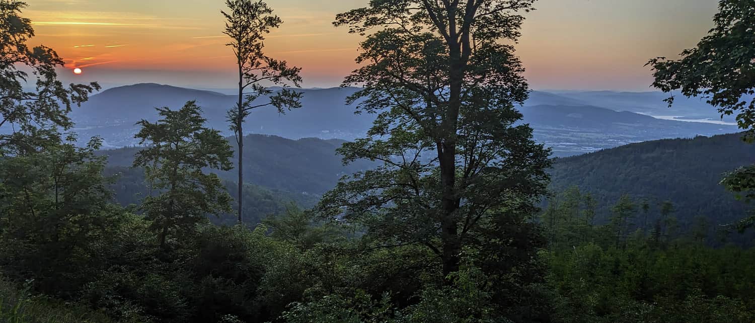 Sunrise from the hut's terrace on Szyndzielnia