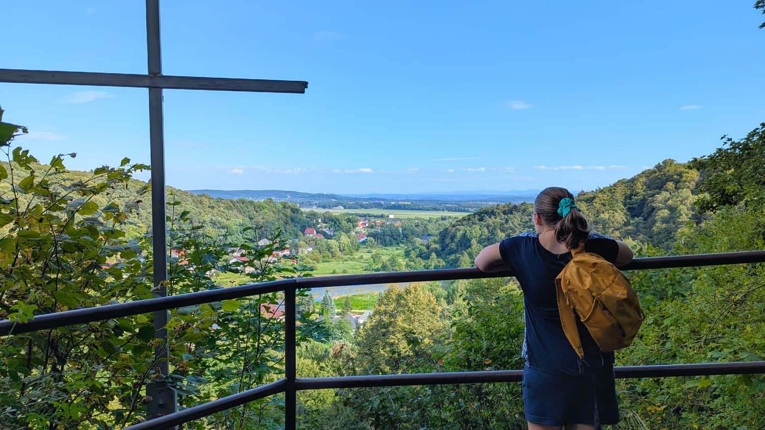 Krzywy Sąd viewpoint rock in Aleksandrowicka Valley