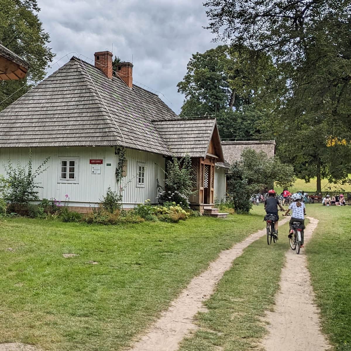 Florianka - osada leśna, atrakcje i zwiedzanie