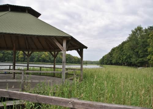 przy jeziorze Ińsko