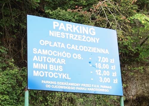 Tabliczka na parkingu pod Maczugą Herkulesa