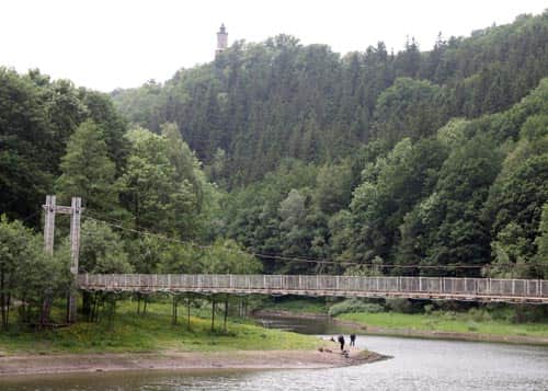 wiszący mostek nad J. Bystrzyckim