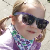Twarzą ku słońcu - okulary przeciwsłoneczne dla dzieci