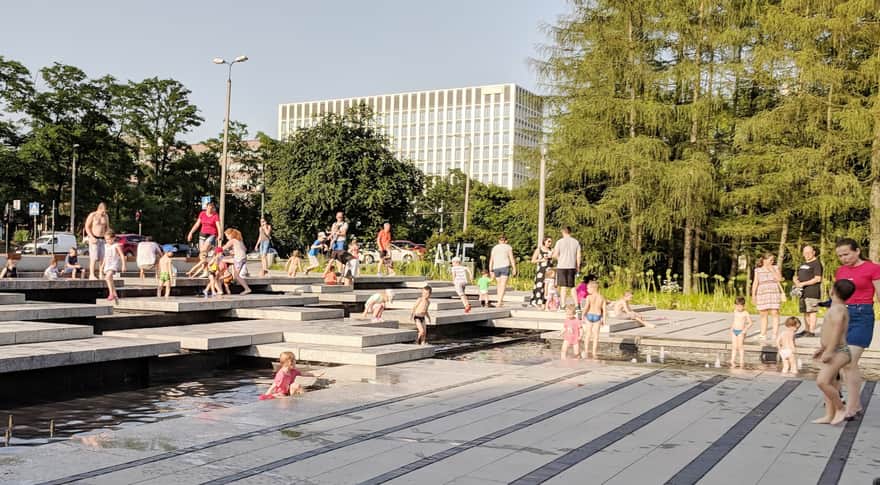 Park Lotników - fontanna