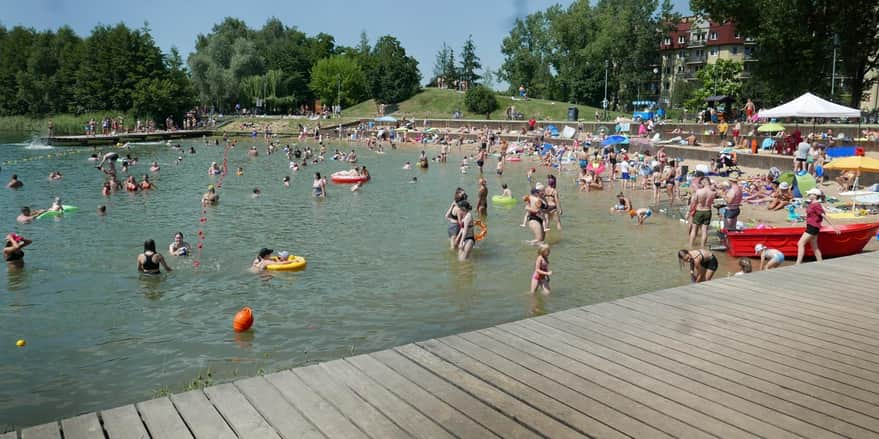 Bagry - guarded bathing area between piers