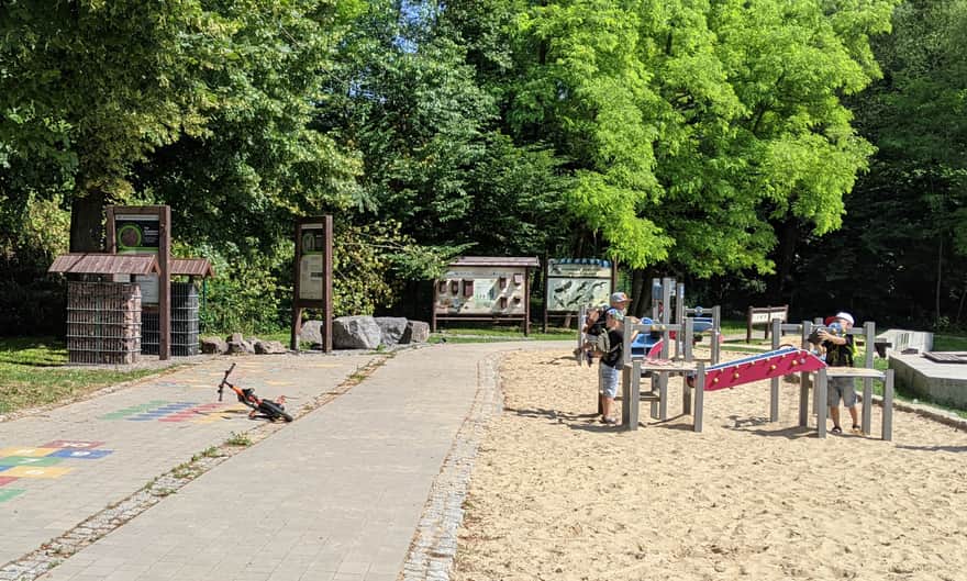 Trout Valley - playground