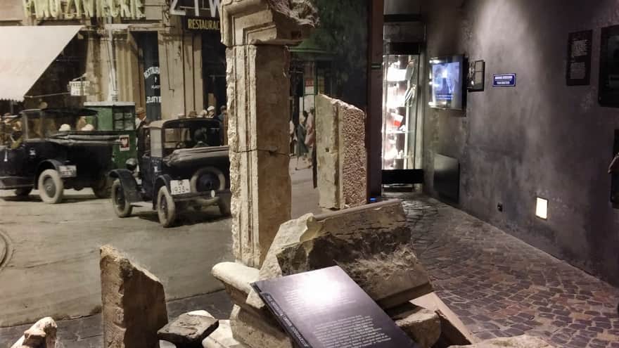 Muzeum Powstania Warszawskiego - ruiny Zamku Królewskiego