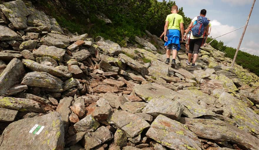 Travers - green trail to Śnieżka - crossing the rocky areas