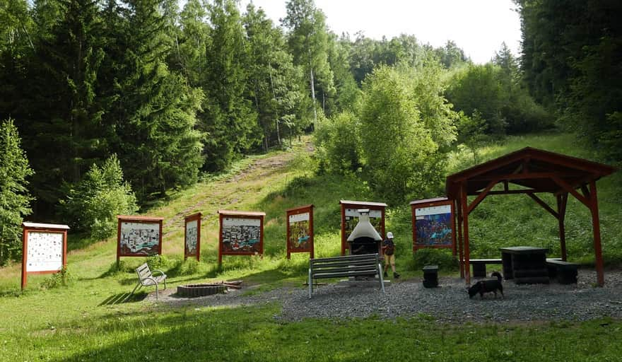 Krucze Skały - polana piknikowa