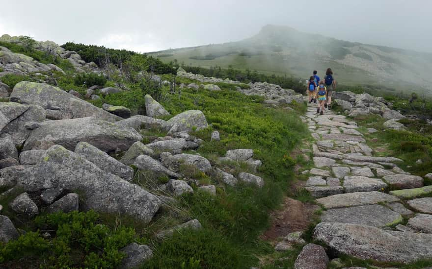 Śnieżne Kotły - ridge path