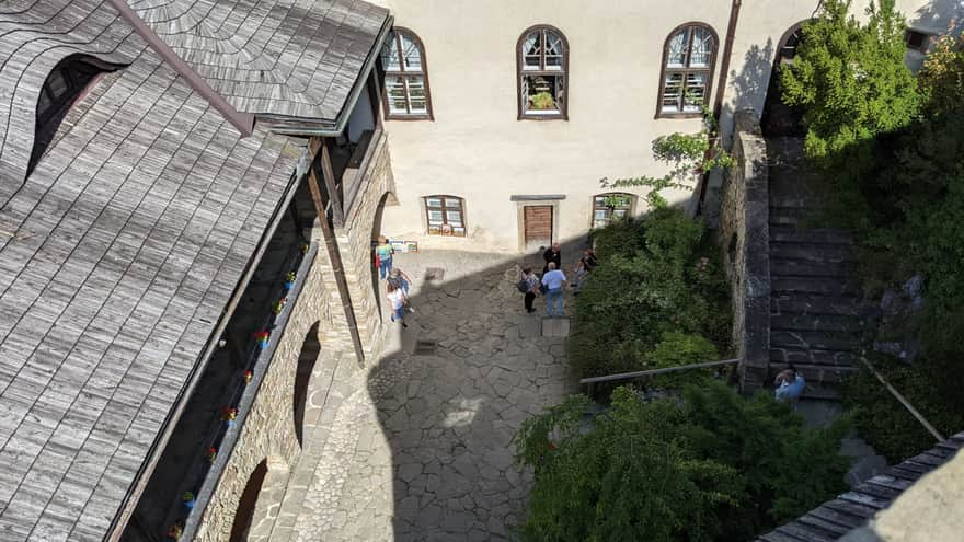 Niedzica Castle - courtyard