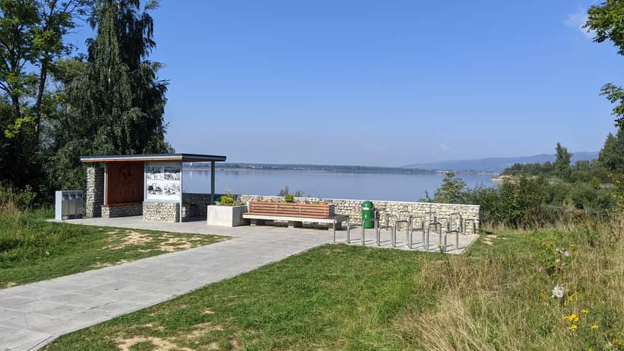 MOR - one of the service points for cyclists on the route around Lake Czorsztyńskie