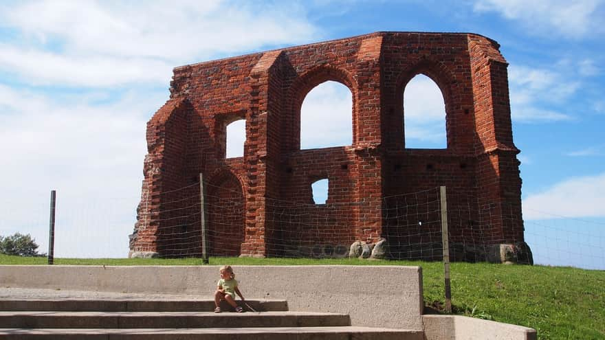 Ruins of the church in Trzęsacz