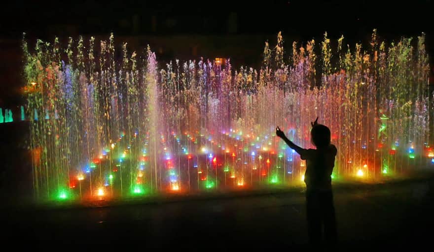 Multimedia Fountain - night show