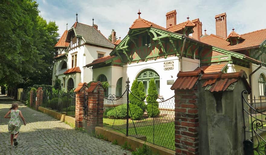 Rzeszów, Pod Kasztanami Avenue - Secessionist villas